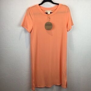 NWT Dakini T-shirt dress.